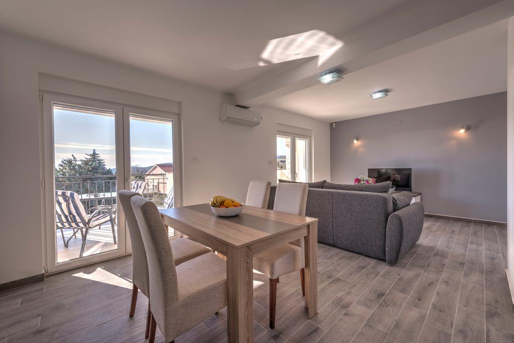 Villa Sandy Apartments Tivat Ngoại thất bức ảnh