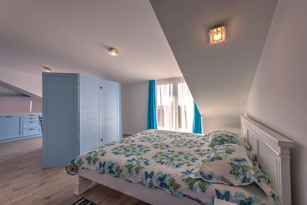 Villa Sandy Apartments Tivat Ngoại thất bức ảnh