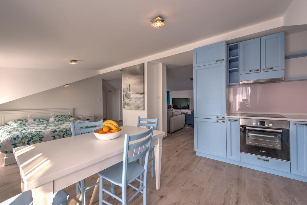 Villa Sandy Apartments Tivat Ngoại thất bức ảnh