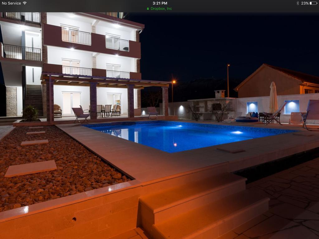 Villa Sandy Apartments Tivat Ngoại thất bức ảnh